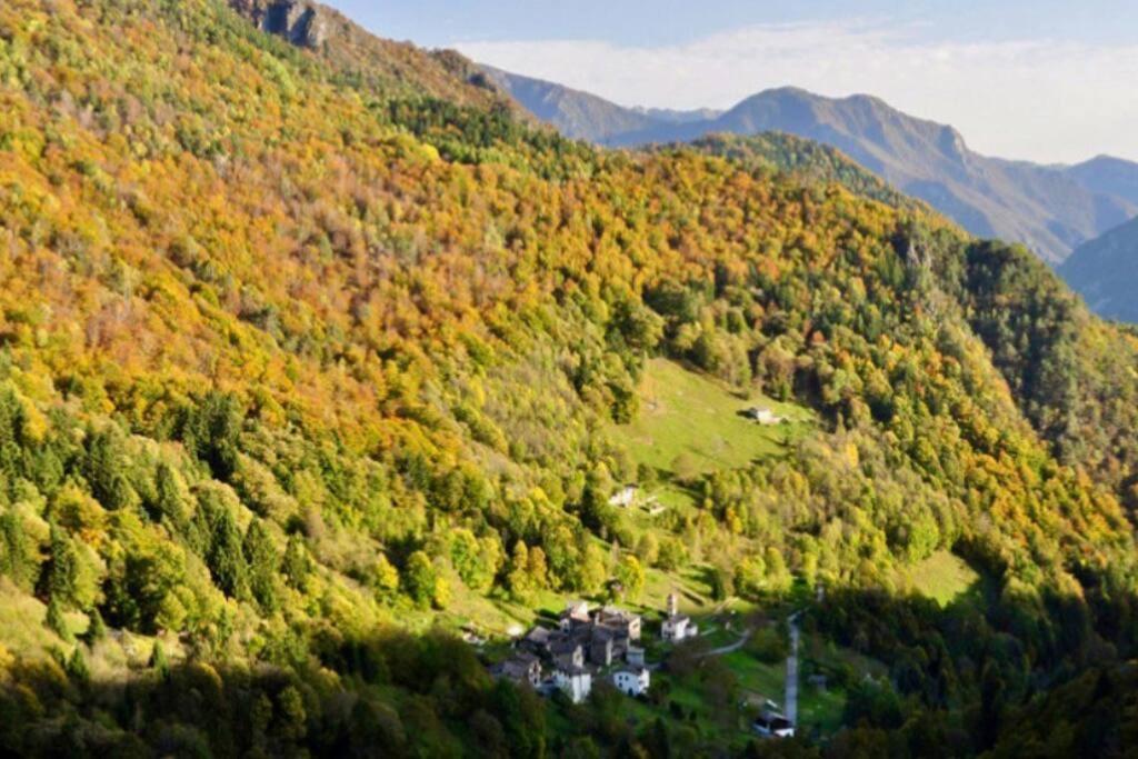 Appartamento Panoramico Casa Gerro Averara Bagian luar foto
