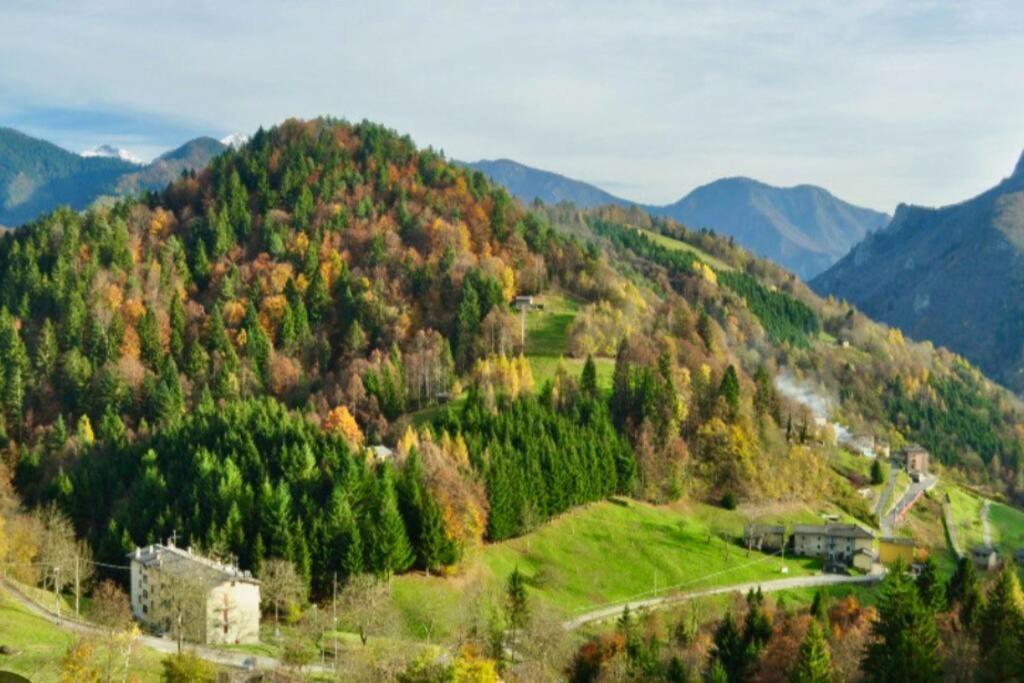 Appartamento Panoramico Casa Gerro Averara Bagian luar foto